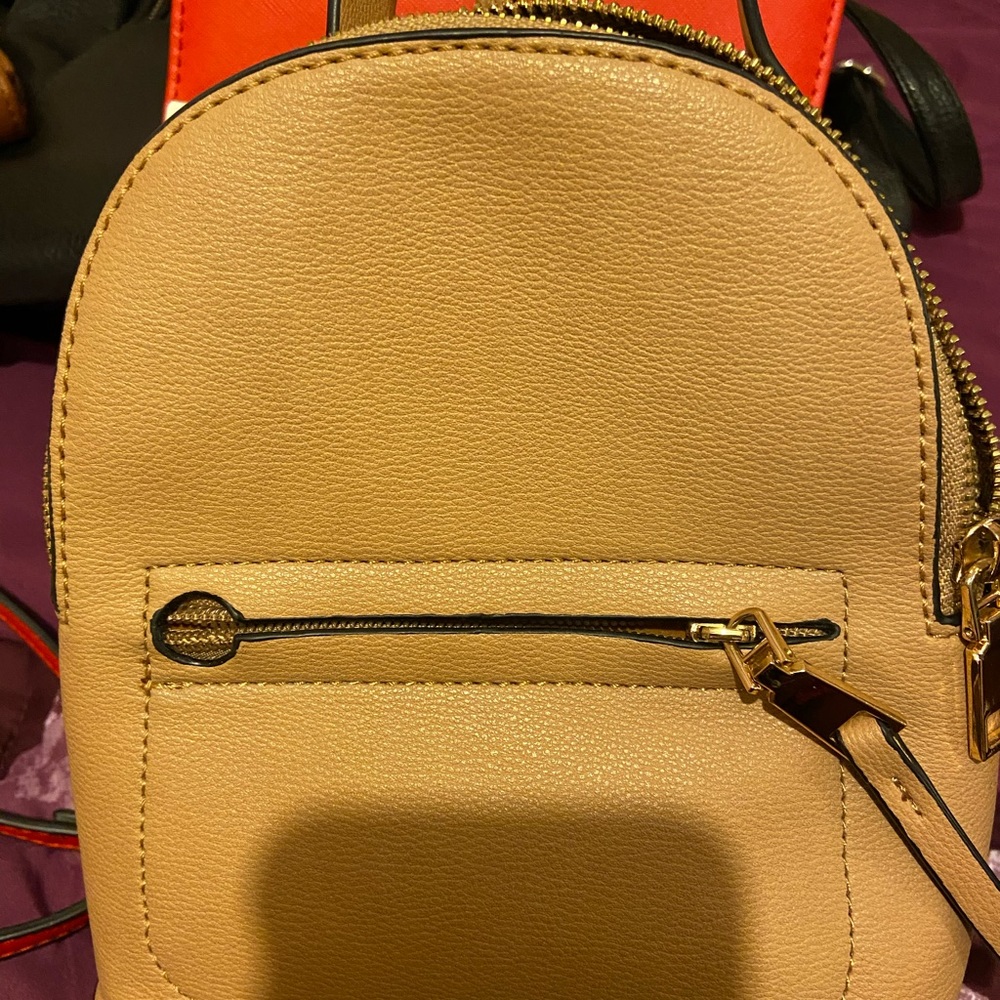 Isabelle mini backpack